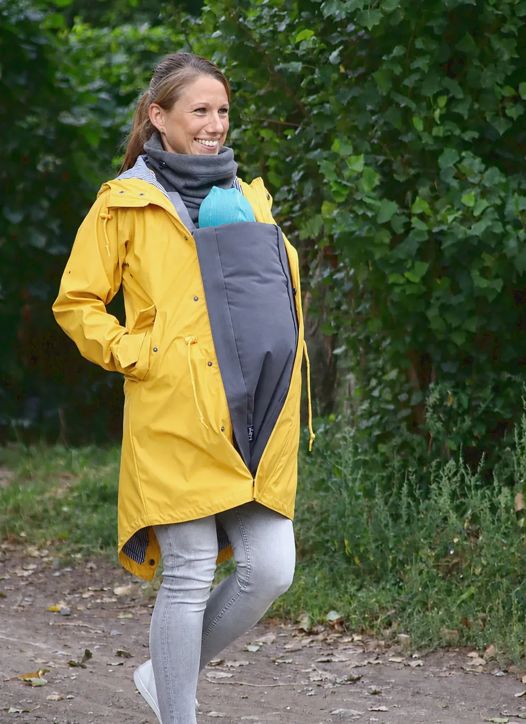Kumja babywearing jacket adapter
